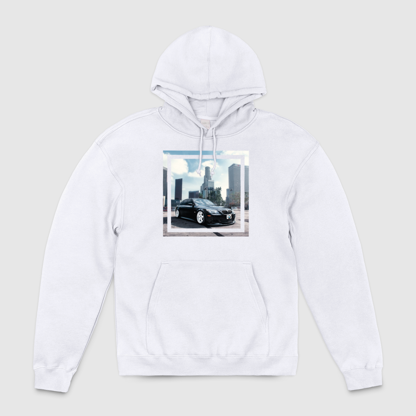 e60 City View Unisex Pullover Hoodie